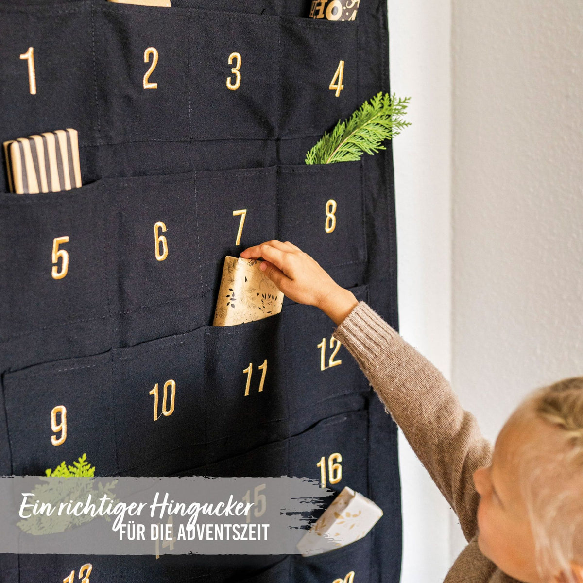 Adventskalender Wandteppich Schwarz