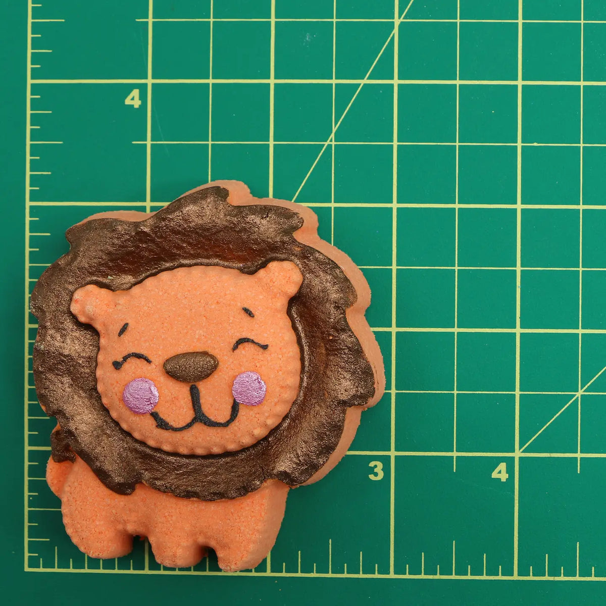 Badekugel Mini handgemacht Löwe