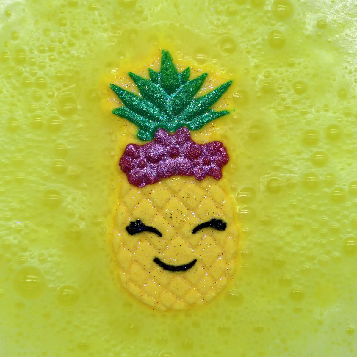 Badekugel Mini handgemacht Ananas