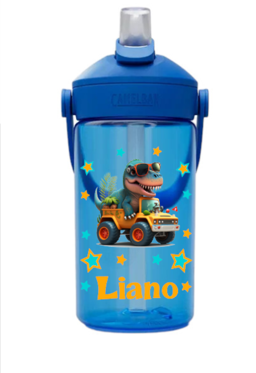 camelbak, camelbak kinder, camelbak kids, trinkflasche camelbak kinder, trinkflasche camelbak personalisiert, trinkflasche camelbak kinder personalisiert, trinkflasche kinder personalisiert, trinkflasche kinder bedruckt, trinkflasche auslaufsicher, trinkflasche beschriftet, trinkflasche auslaufsicher kinder, trinkflasche kinder blau, trinkflasche kinder ab 3 jahre, auslaufsicher, spülmaschinenfest, kindergarten, spielgruppe, trinkflasche kinder kaufen, trinkflasche kinder dino