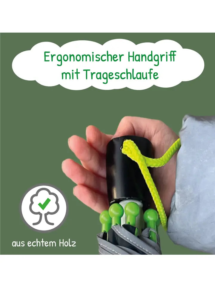 Kinder Regenschirm mit Farbwechsel Fussball