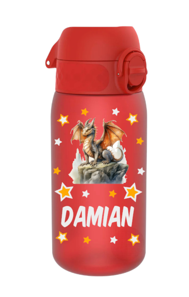 trinkflasche kinder, trinkflasche kinder personalisiert, trinkflasche kinder mit name, trinkflasche kinder auslaufsicher, trinkflasche kinder leicht, trinkflasche kinder rot, trinkflasche kinder bedruckt, trinkflasche kinder beschriftet, trinkflasche, trinkflasche junge,trinkflasche personalisiert, trinkflasche kaufen, trinkflasche kinder unterwegs, trinkflasche kinder kindergarten, trinkflasche kinder ohne strohhalm, trinkflasche kinder ab 3 Jahren, trinkflasche kinder kaufen, trinkflasche drache